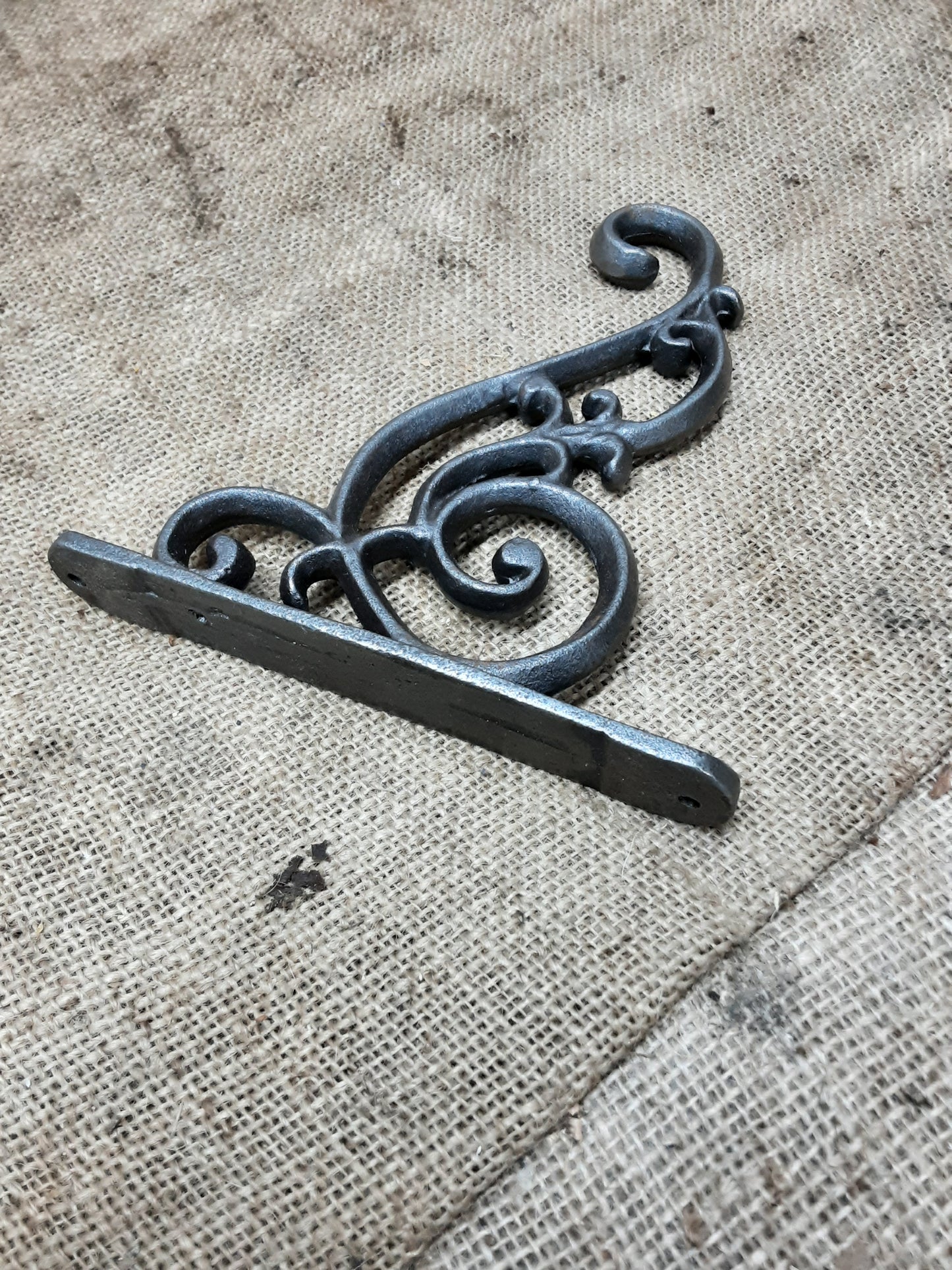 Cast Iron Hanging Basket Bracket 7"