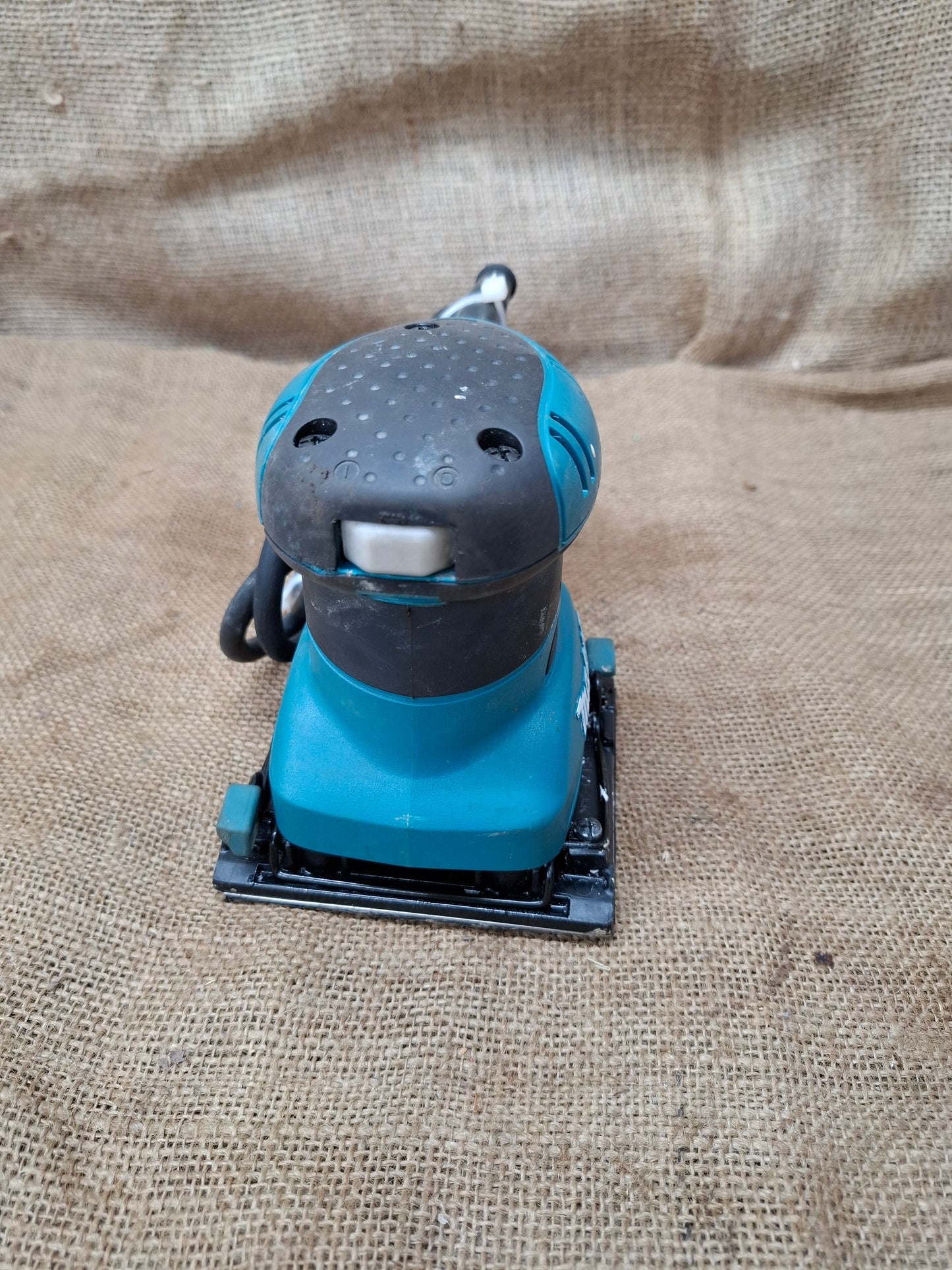 Makita BO4555 Palm Sander 240v