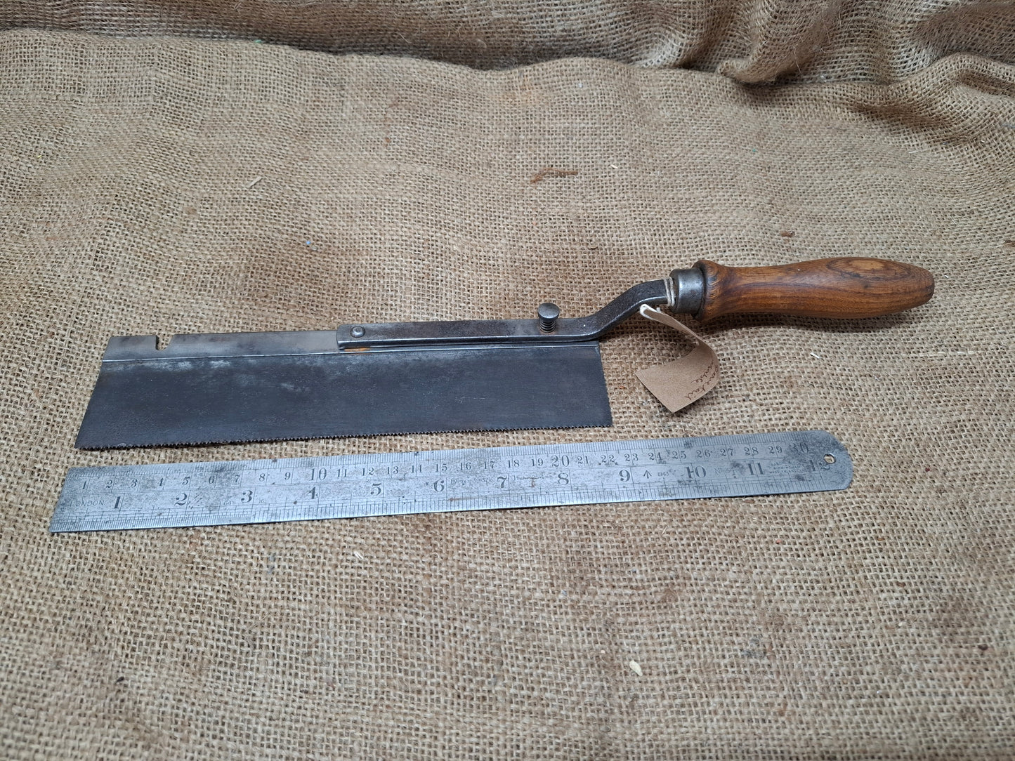 Offset Reversable Dovetail Saw