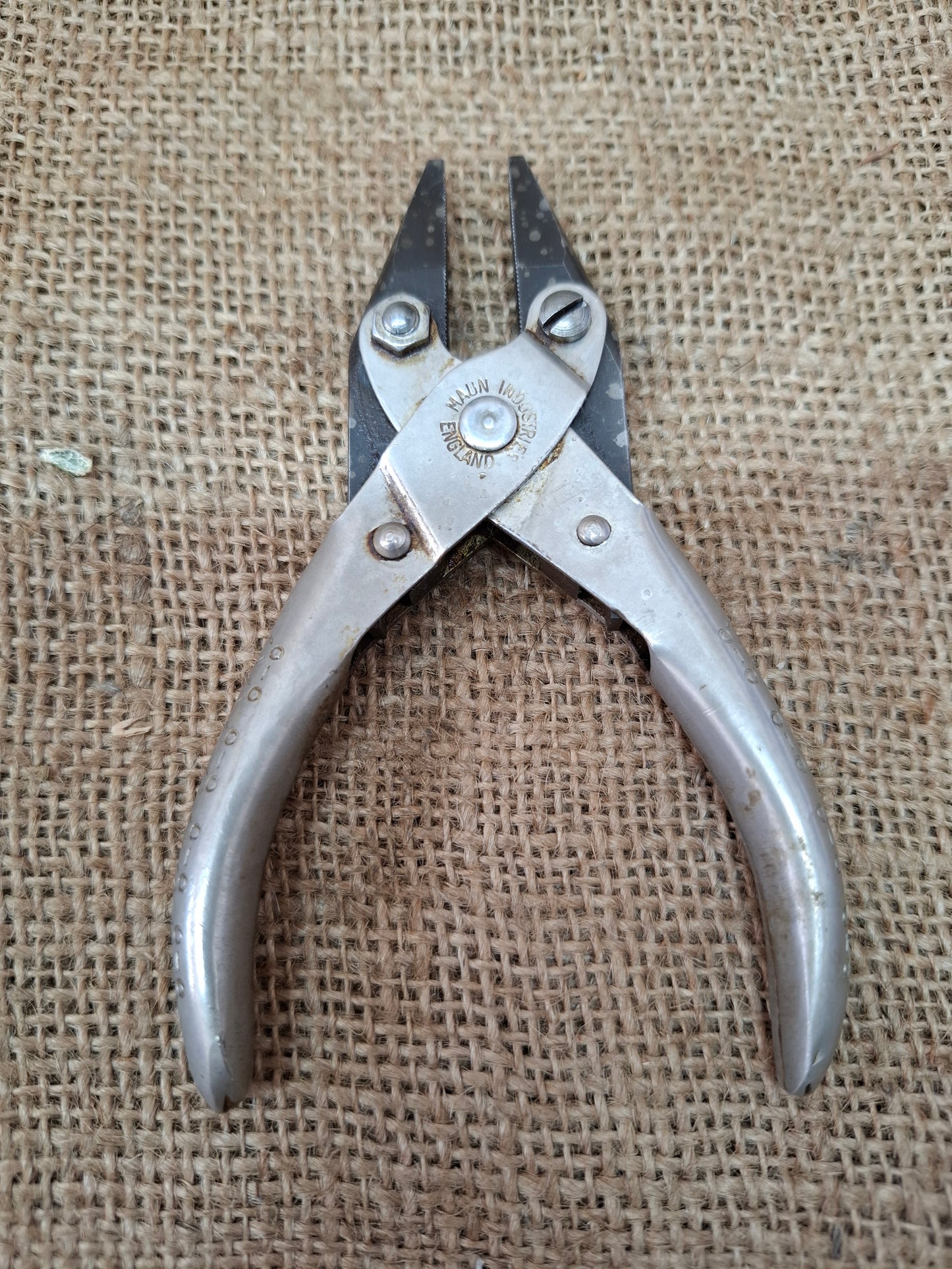 Maun Industries Parallel Pliers 4330-125
