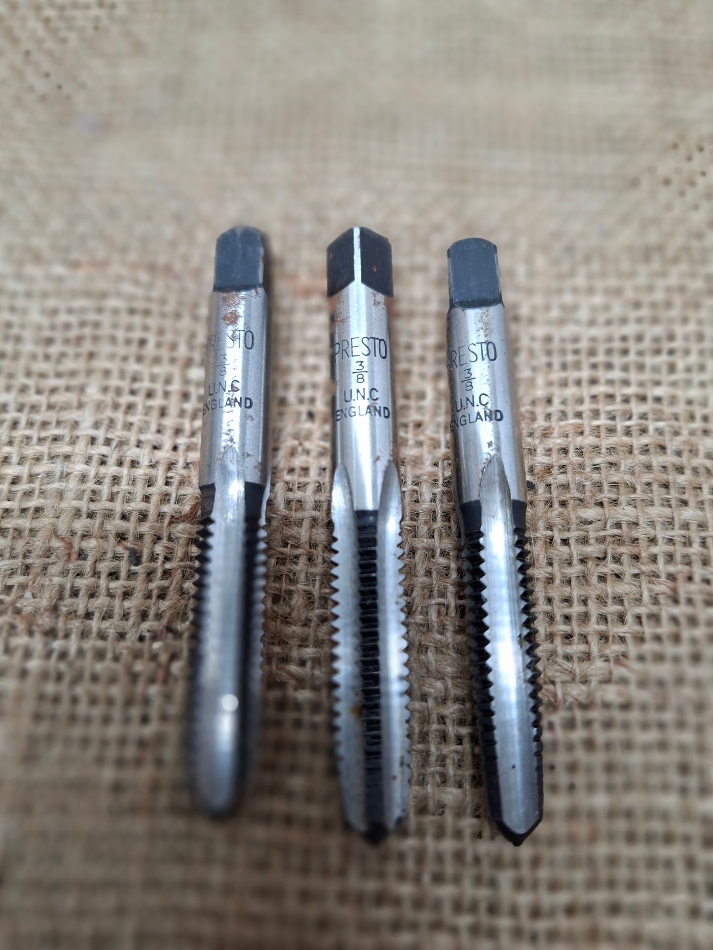 Set Of Taps Presto 3/8" UNC