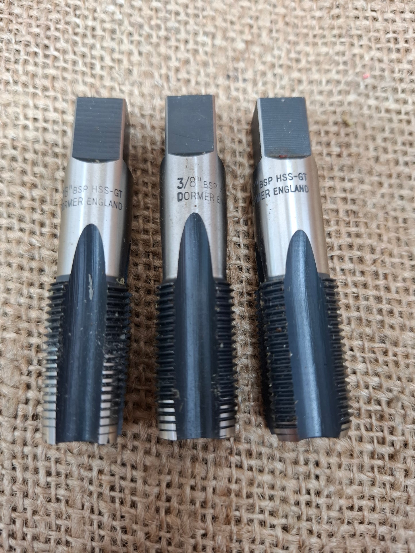 Set of Taps 3/8" BSP Dormer