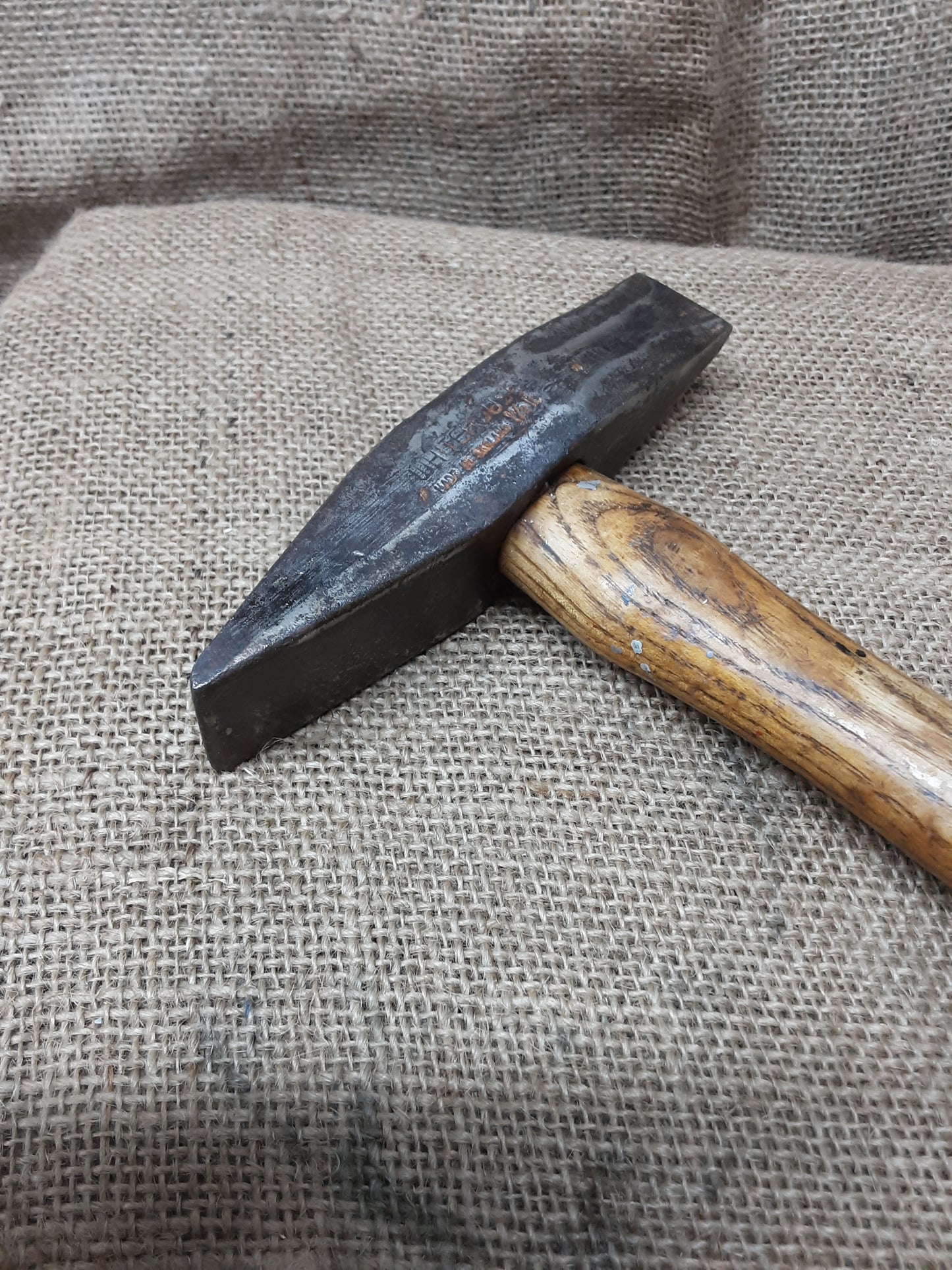 Chipping hammer Whitehouse