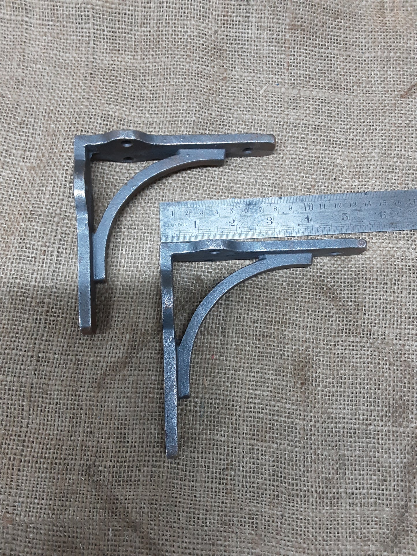 Cast Iron Shelf Bracket 5" Heavy Duty