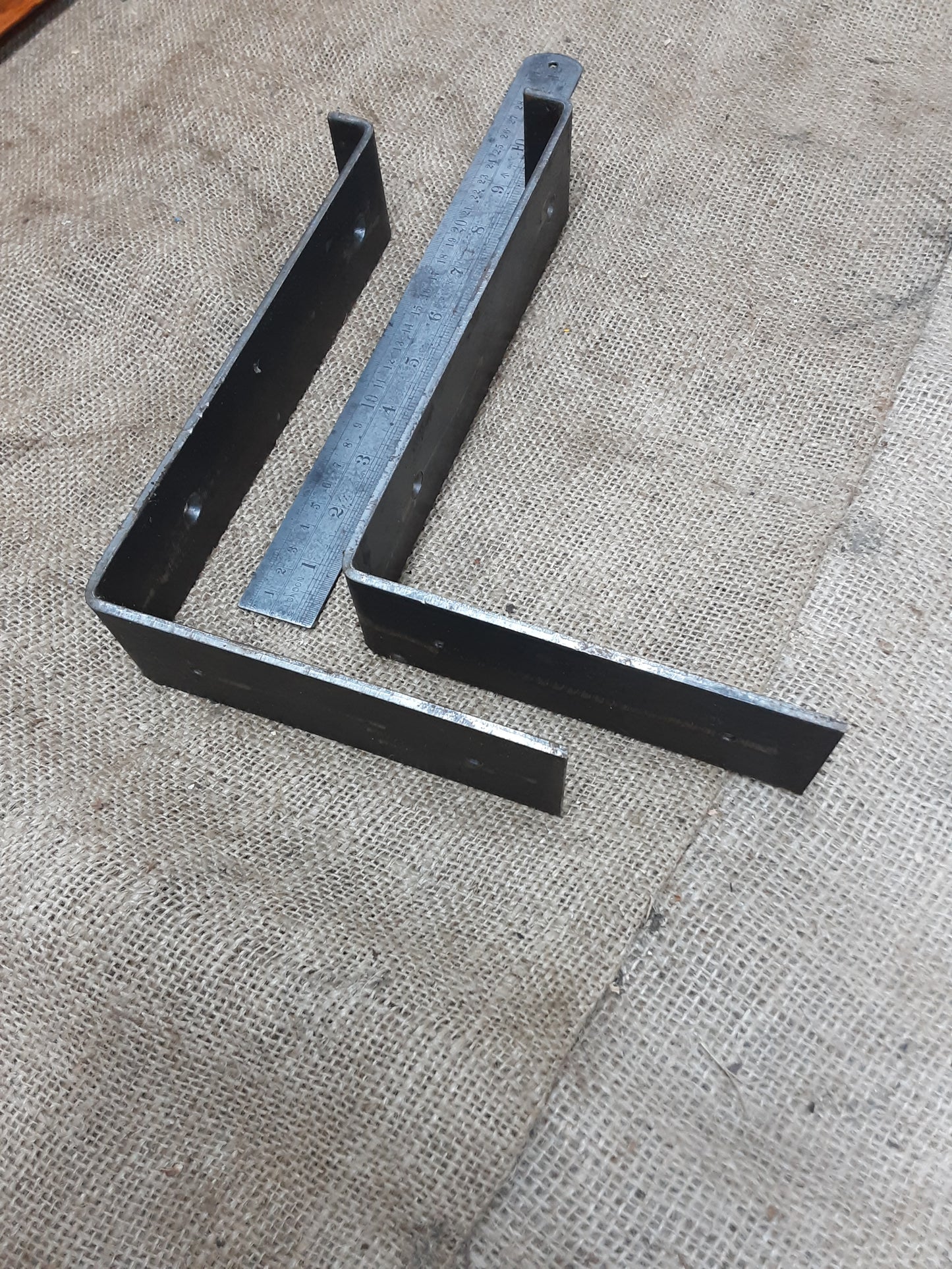 Scaffold Board Shelf Bracket Medium Duty 9"