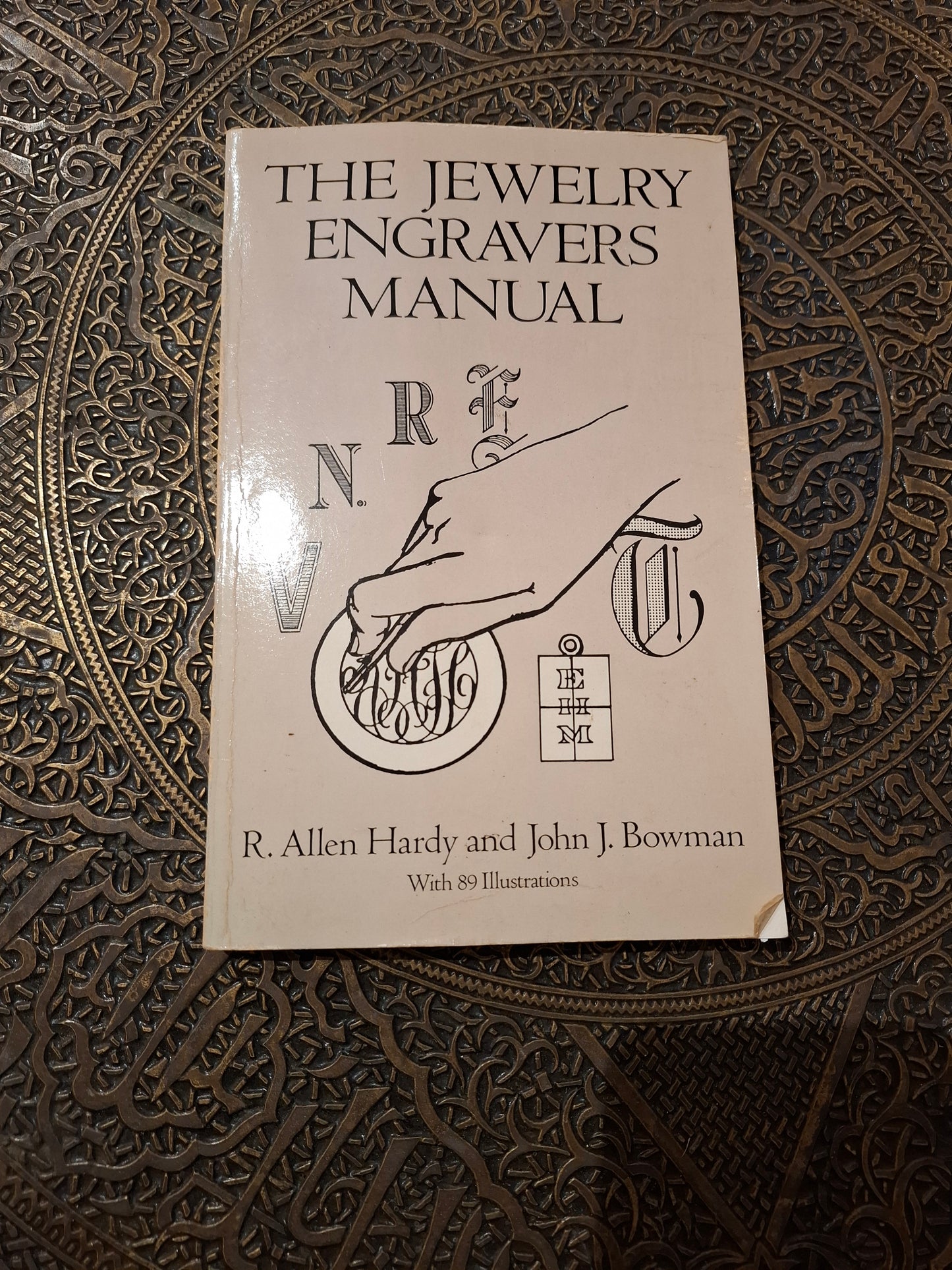 The Jewelry Engravers Manual - Allen Hardy & Bowman