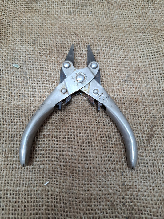 Maun Industries Parallel Pliers 4340 125