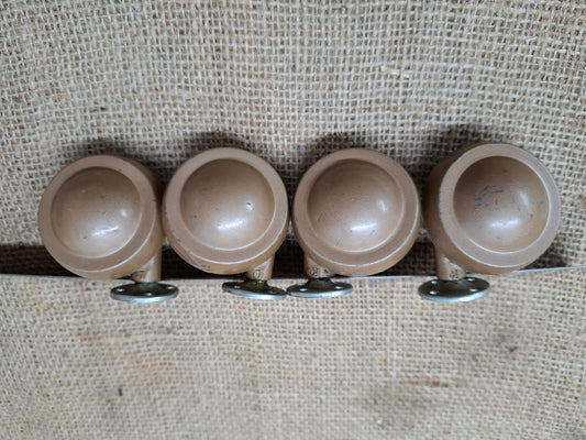 Kenrick Shepherd Caster with Top Plate Light Brown 50mm