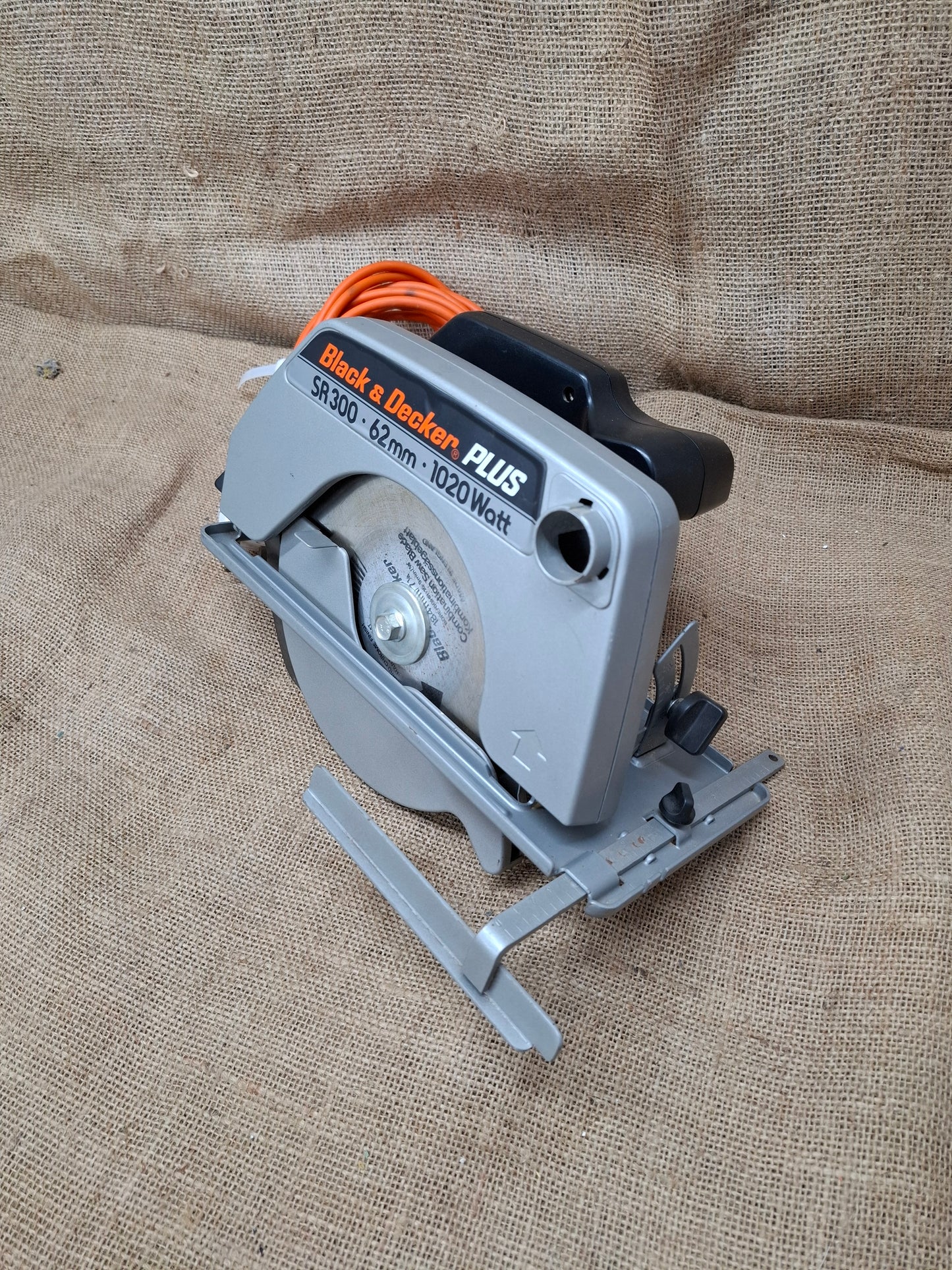 Black & Decker SR 300 Circular Saw