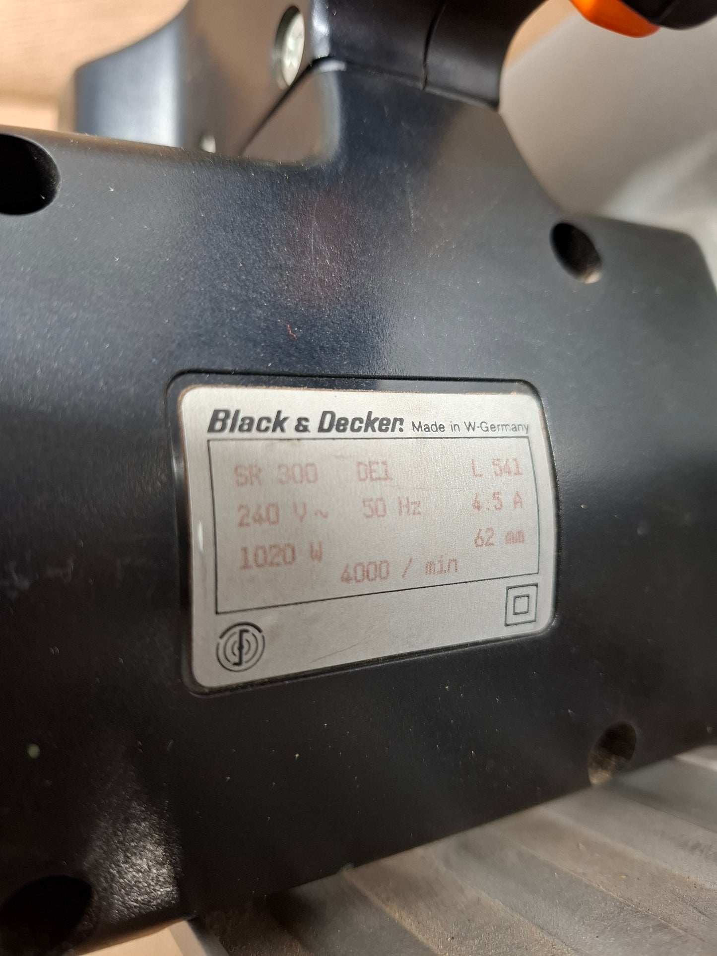 Black & Decker SR 300 Circular Saw