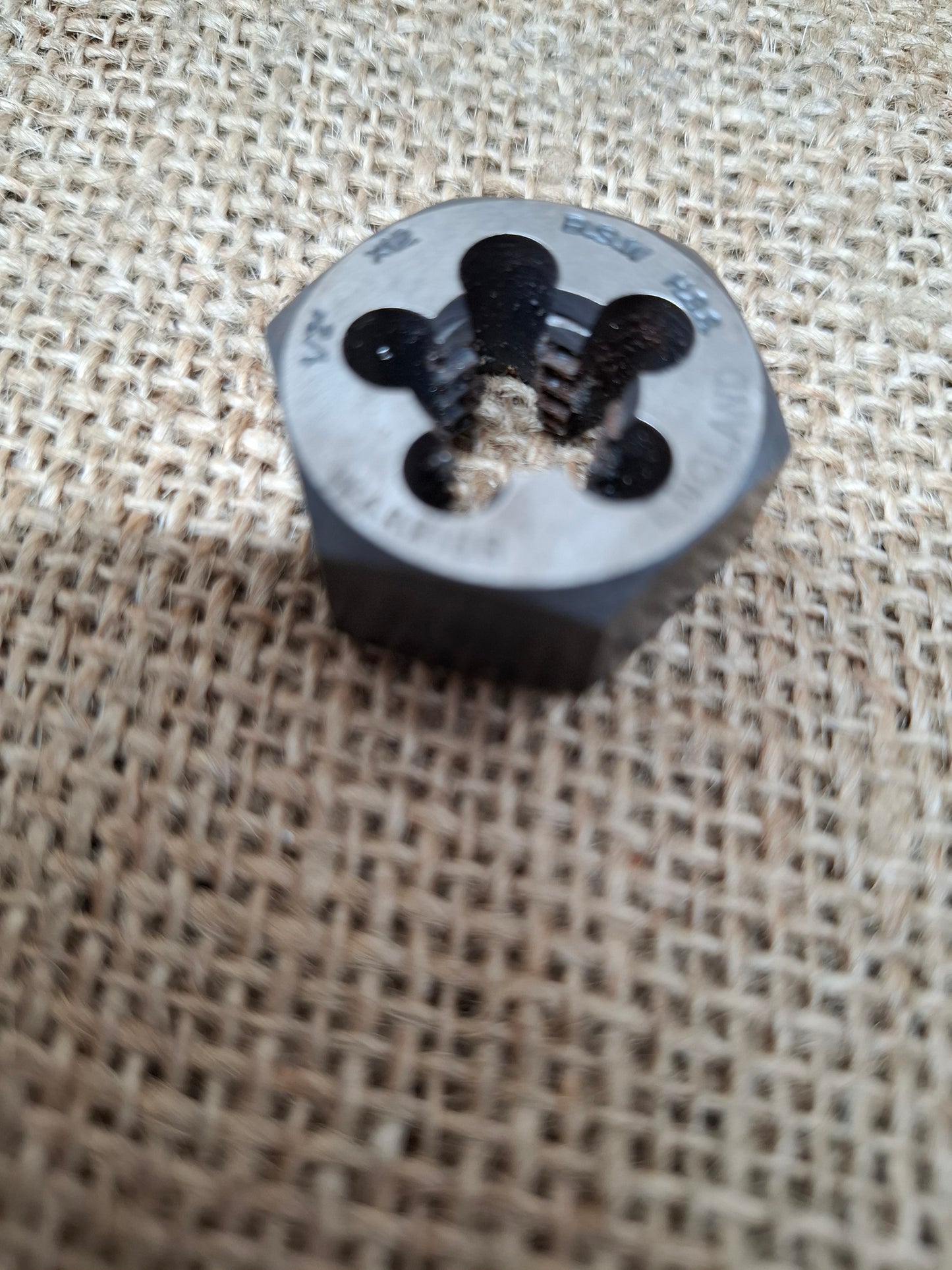 Die Nut 1/2" x 12 BSW