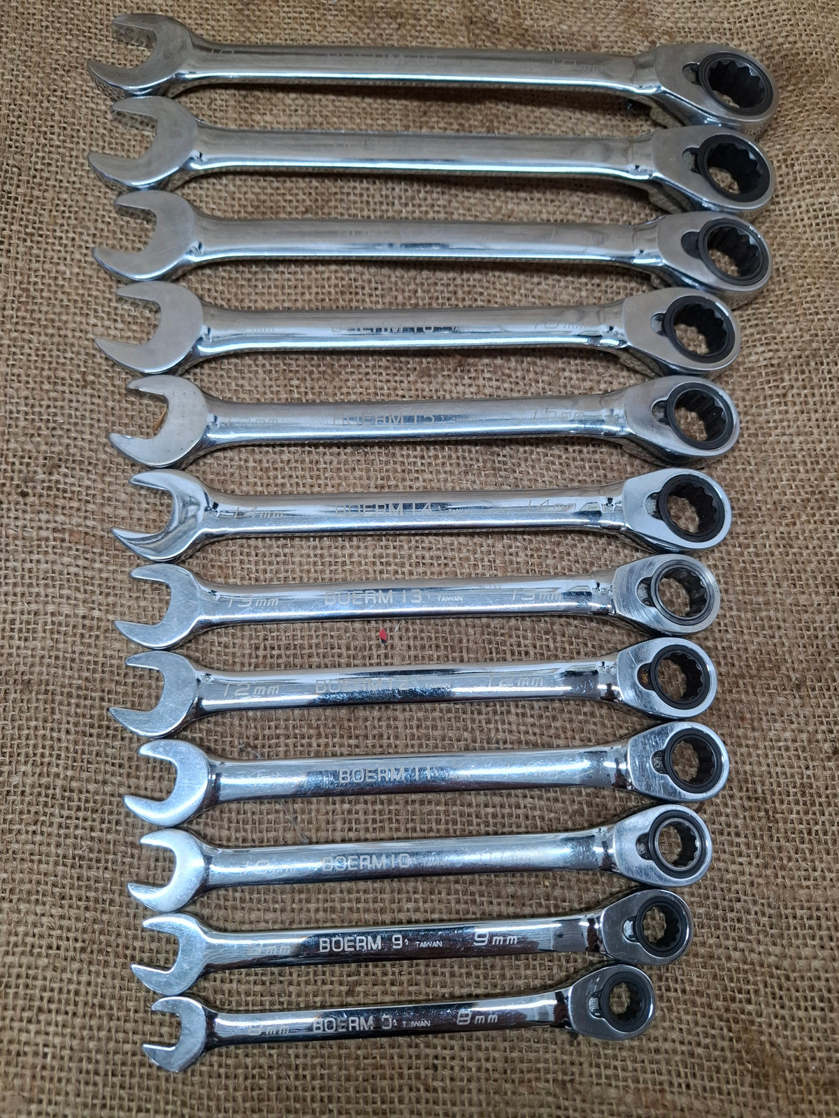 Set of Blue-Point Spanners